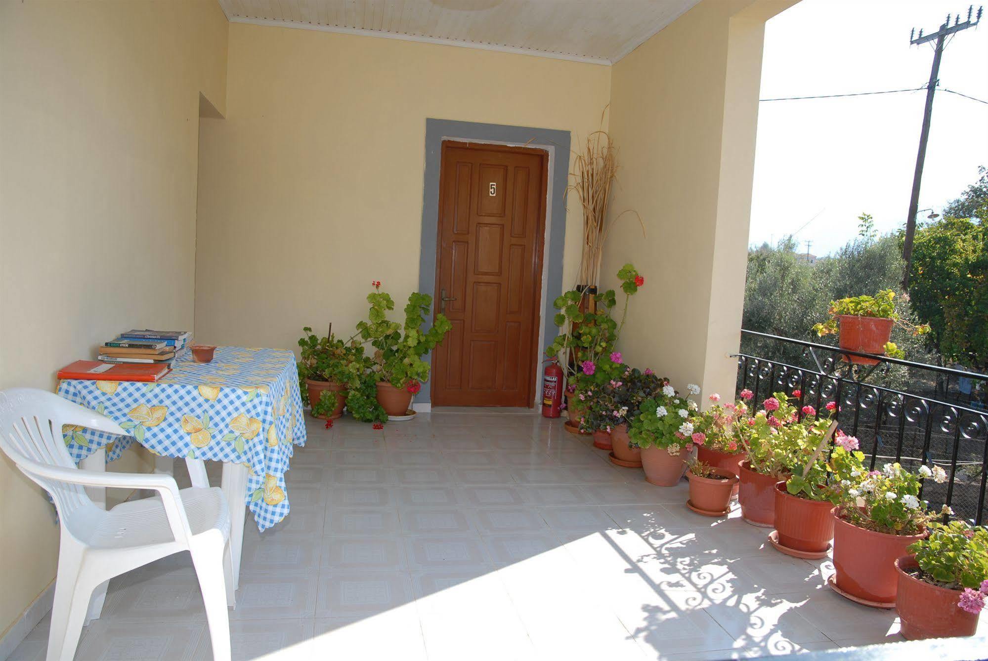 Vassilis Studios Anaxos Extérieur photo